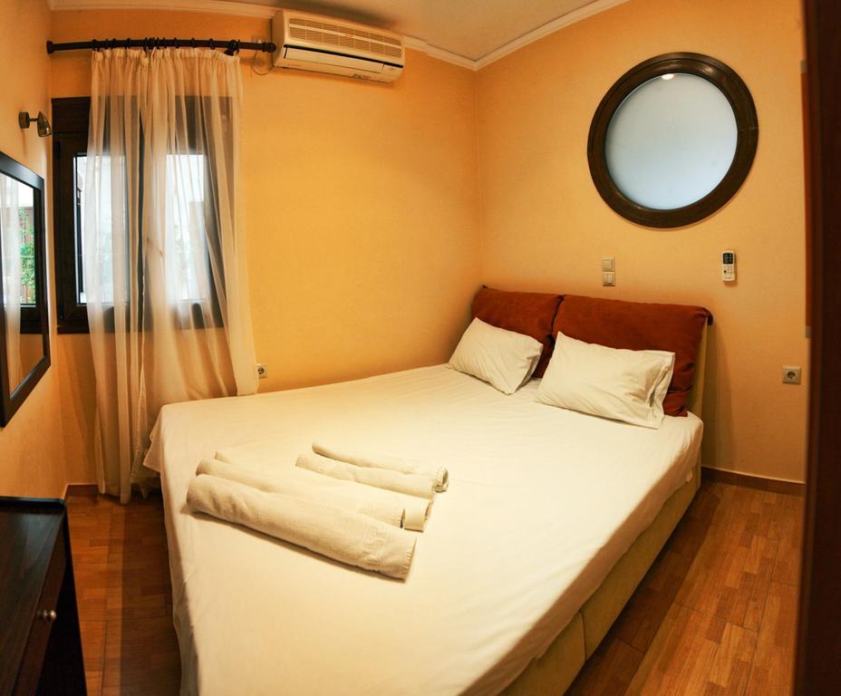 Panorama Apartments Plomari Luaran gambar